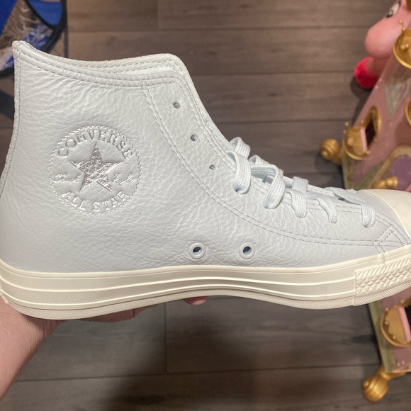 Converse Shoes - Converse all star hi leather W8.5